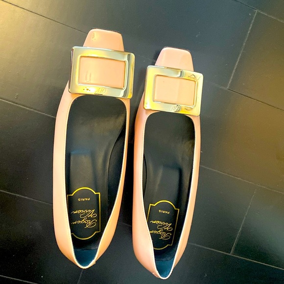 RV flat - Picture 1 of 8